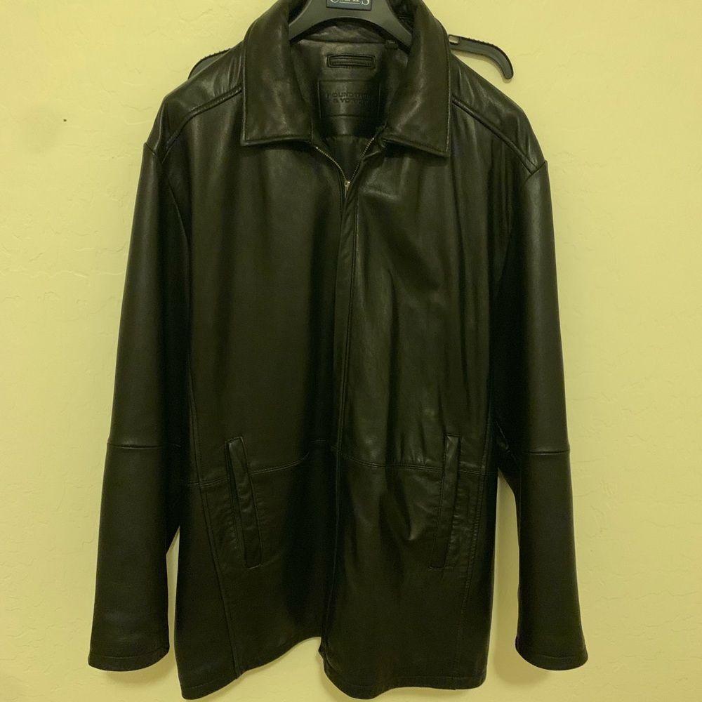 Men’s Black leather jacket